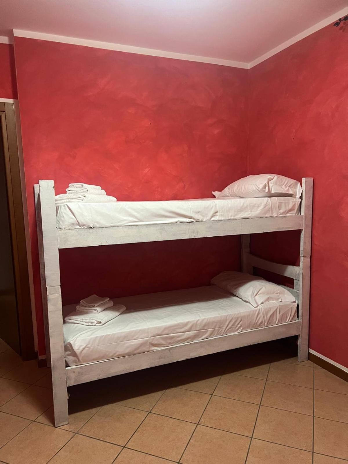 Albergo Quatro Pini ポッツォレンゴ エクステリア 写真